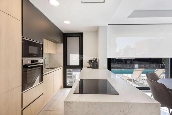 Casa independiente en calle Forano, 14