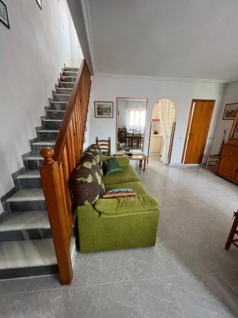 Chalet pareado en calle Marcelina, 42