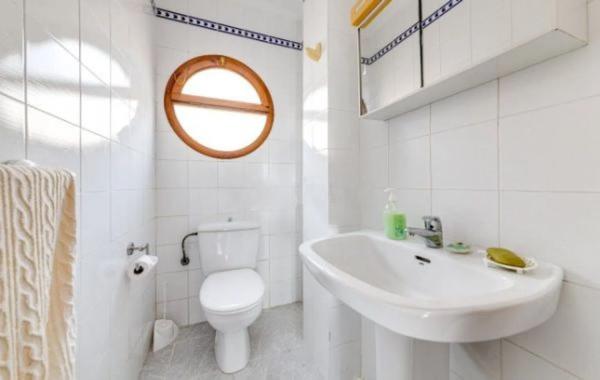 Chalet pareado en calle Marcelina, 42