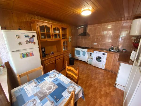 Chalet adosado en calle Laguna Verde, 80