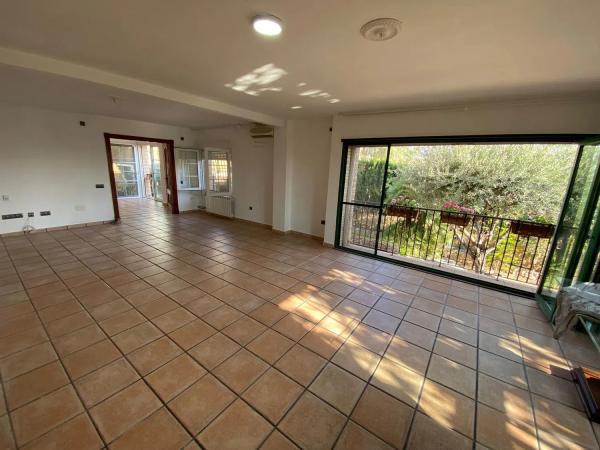 Casa independiente en avenida Angel Garcia Rogel s/n