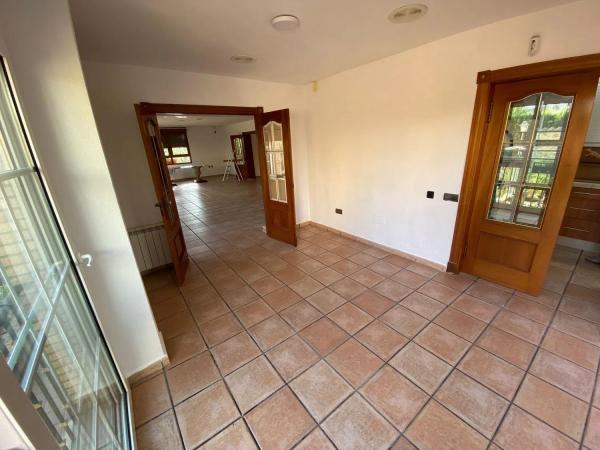 Casa independiente en avenida Angel Garcia Rogel s/n