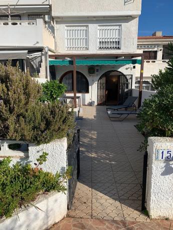 Chalet adosado en calle Minerva