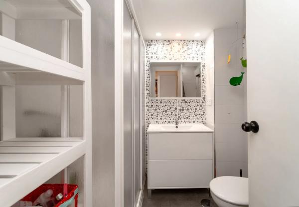 Piso en pasaje de Santa Rita de Casia