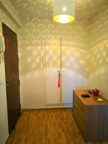 Piso en avenida República Argentina