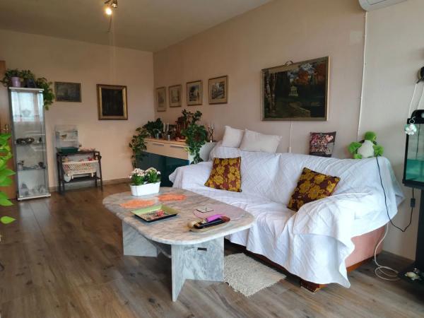 Piso en avenida de Montecarlo, 18