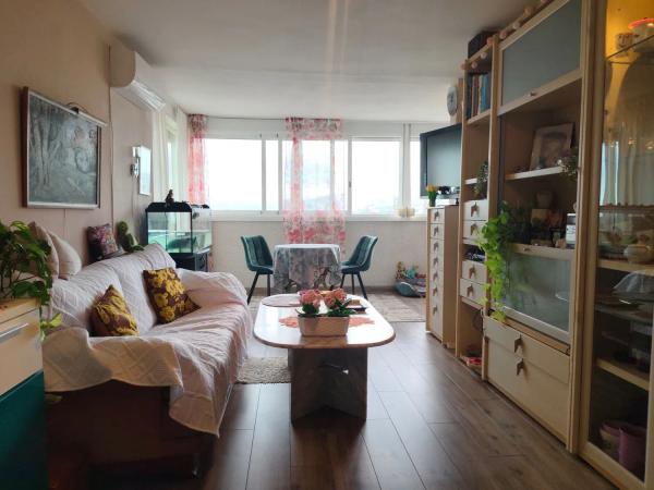 Piso en avenida de Montecarlo, 18