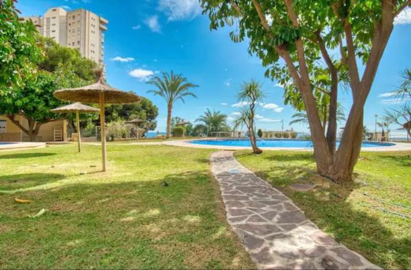 Piso en avenida República Argentina, 4