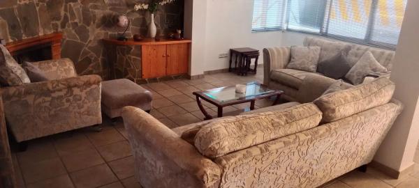 Chalet pareado en calle Actor Tony Leblanc, 10