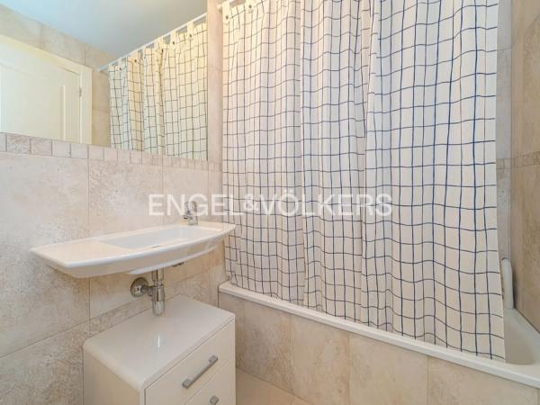 Piso en calle Derramador, 10