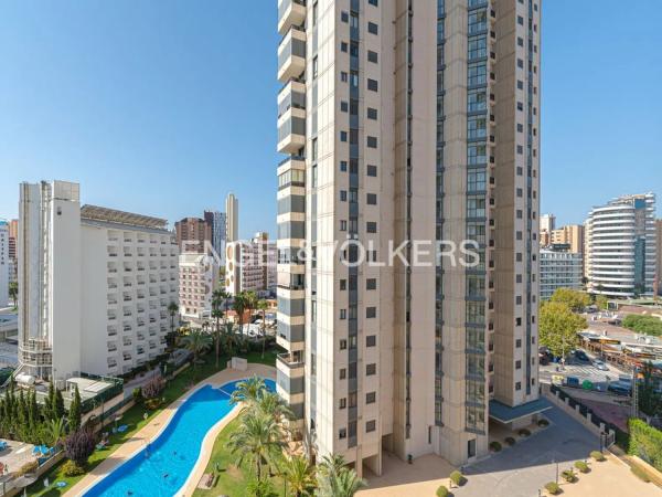 Piso en calle Derramador, 10