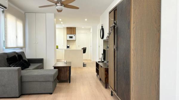 Piso en calle Gerona, 27