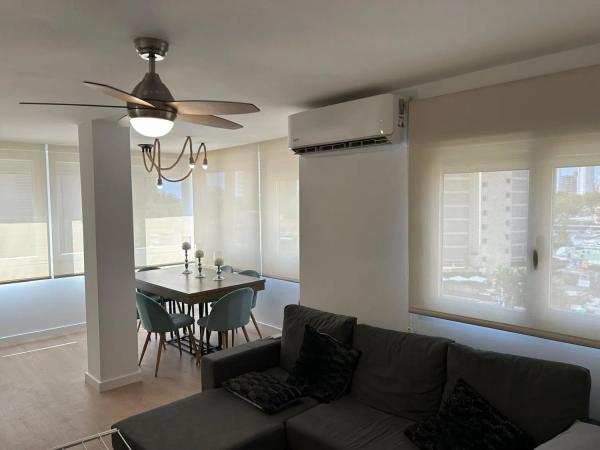 Piso en calle Gerona, 27