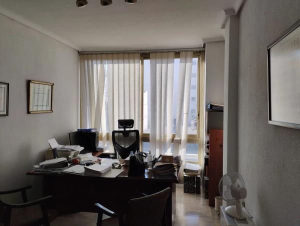 Piso en avenida Gabriel Miró