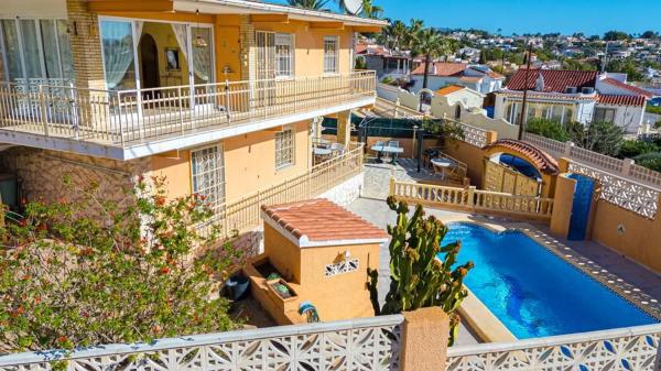 Casa independiente en Partida Cometa i