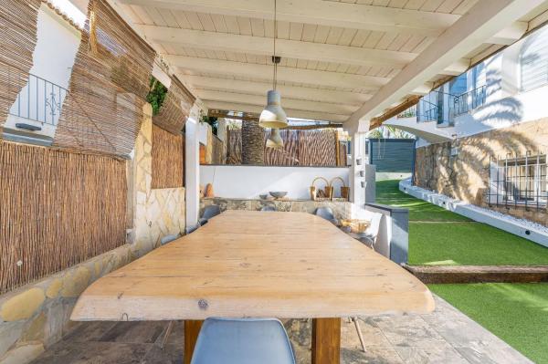 Casa independiente en Urbanización Canuta