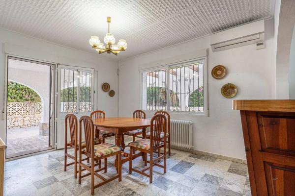 Casa independiente en Urbanització el Tosal