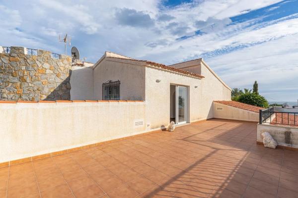 Casa independiente en Urbanització el Tosal