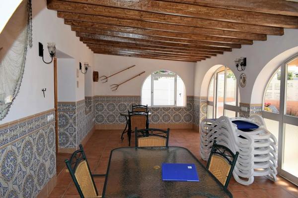 Casa independiente en Urbanización Canuta de Ifach