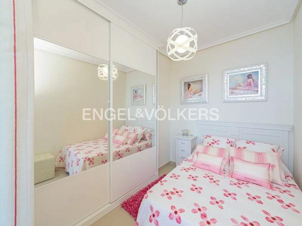 Piso en calle Derramador, 10