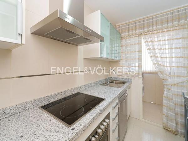 Piso en calle Derramador, 10