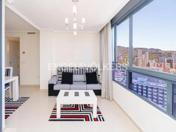 Piso en calle Derramador, 10