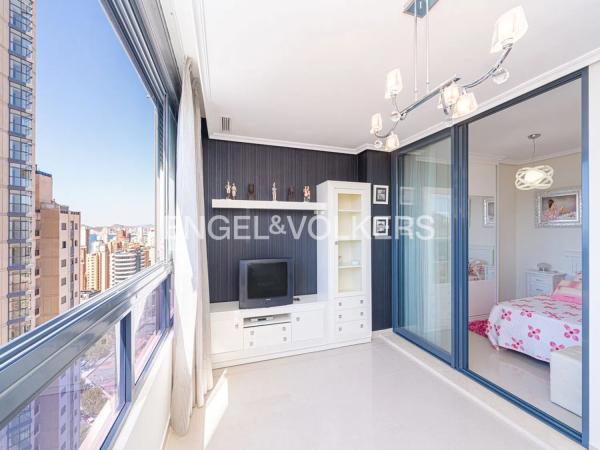 Piso en calle Derramador, 10