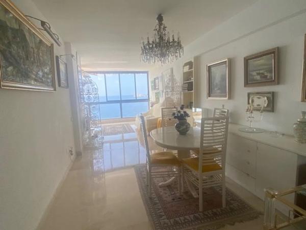 Piso en avenida de Madrid