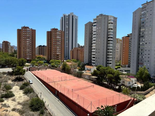 Piso en avenida de Calp, 10