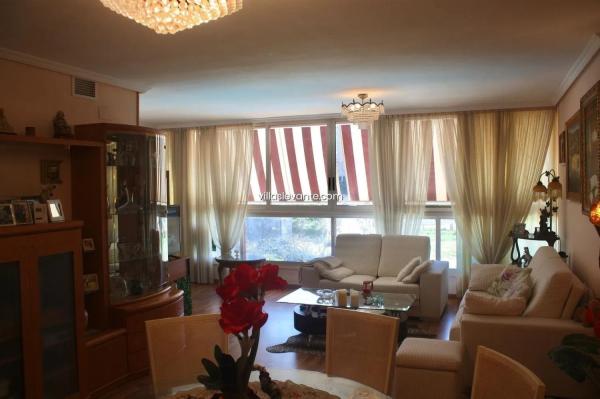 Piso en avenida Juan antonio baldovi