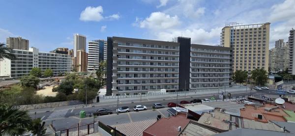 Piso en calle Derramador, 12