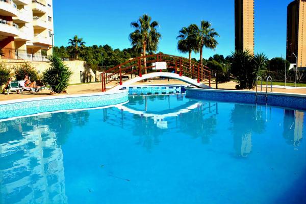 Piso en calle Presidente Adolfo Suárez