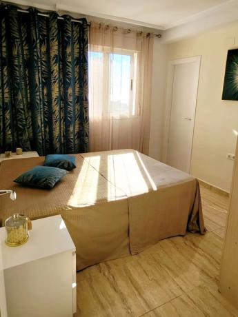 Piso en calle Presidente Adolfo Suárez