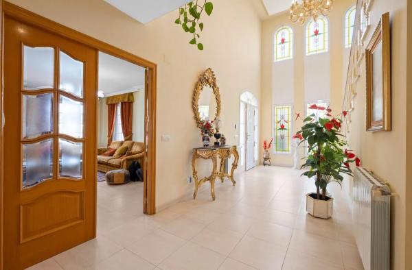 Chalet en Pueblo Poniente