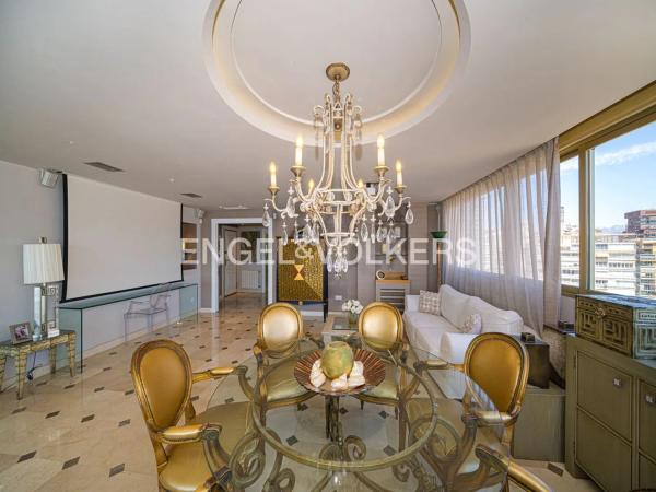 Piso en calle de Valencia