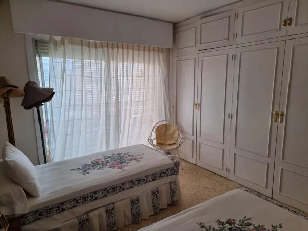 Piso en calle de Berlín, 6