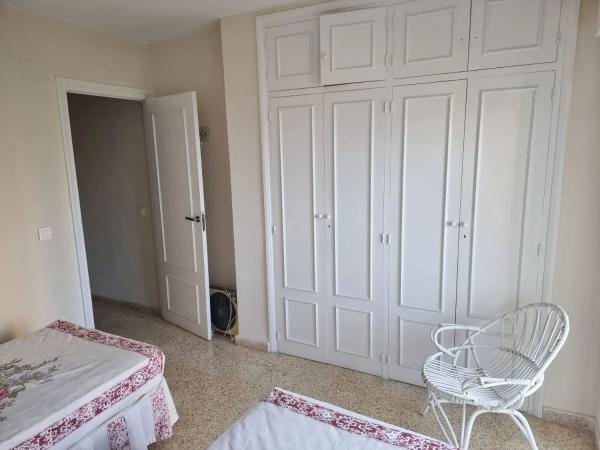 Piso en calle de Berlín, 6