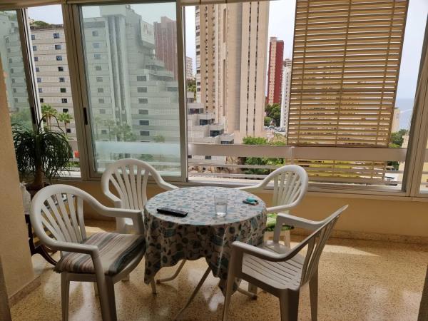 Piso en calle de Berlín, 6