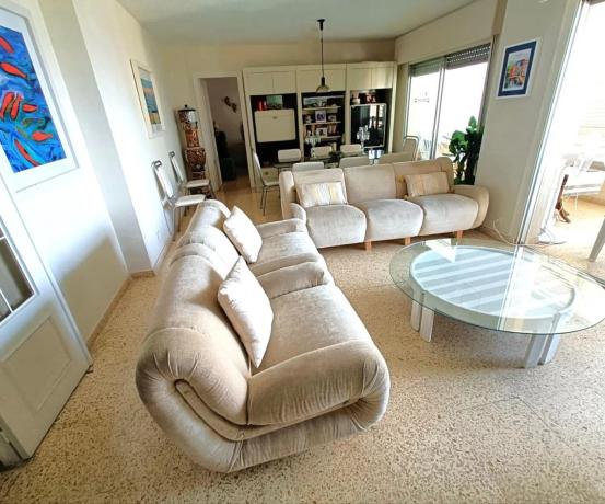 Piso en calle de Berlín, 6