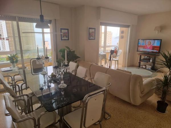 Piso en calle de Berlín, 6