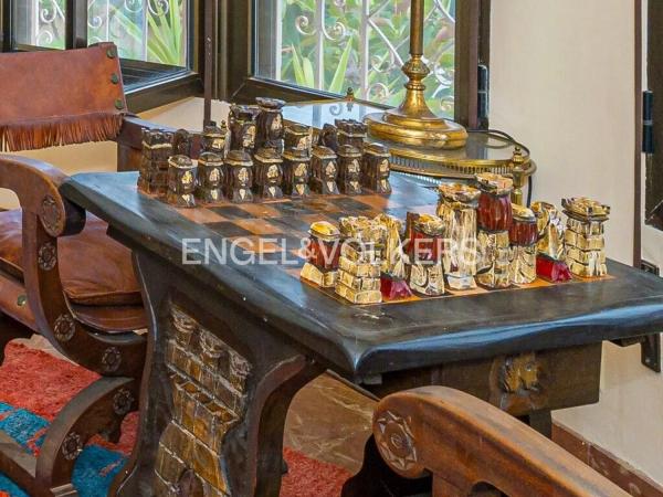 Casa independiente en calle Japón, 6