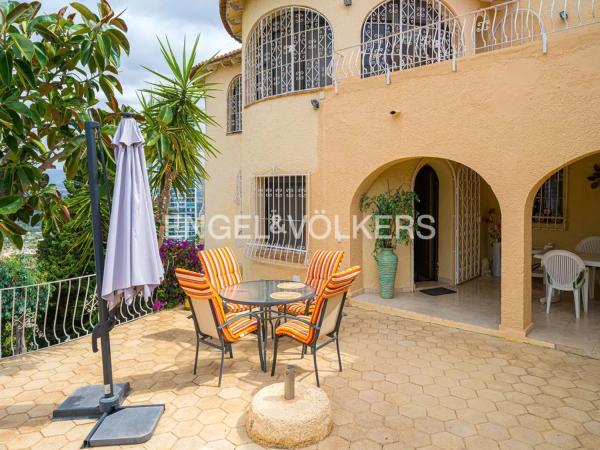 Casa independiente en calle Japón, 6