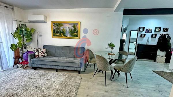 Piso en calle Miguel Hernández, 126