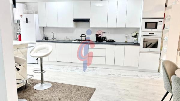 Piso en calle Miguel Hernández, 126