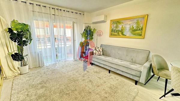 Piso en calle Miguel Hernández, 126