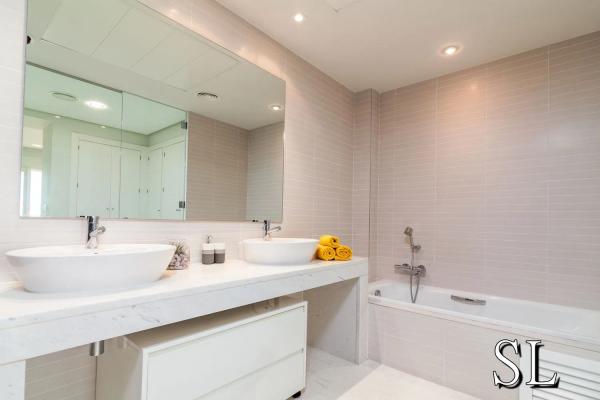 Piso en avenida Europa, 850