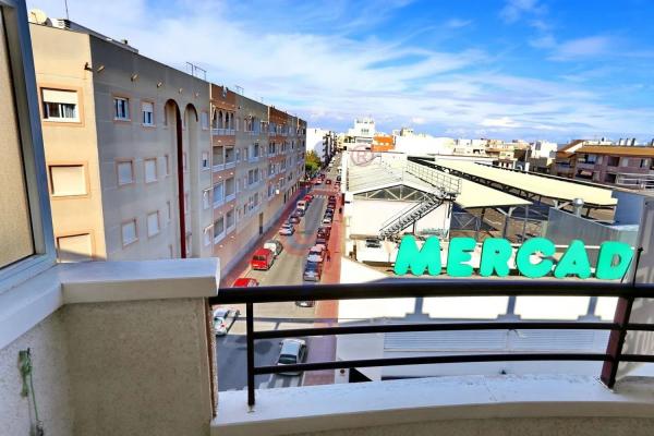 Piso en calle Baleares, 8