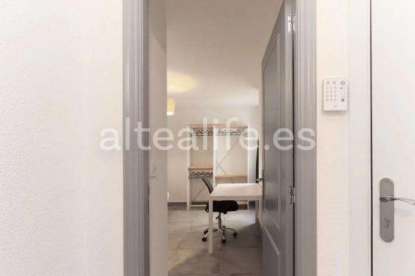 Piso en calle Conde de Altea