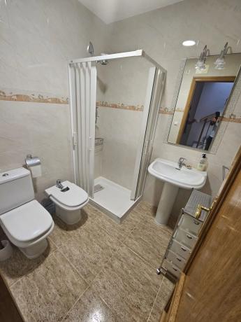 Chalet pareado en calle Larramendi, 41