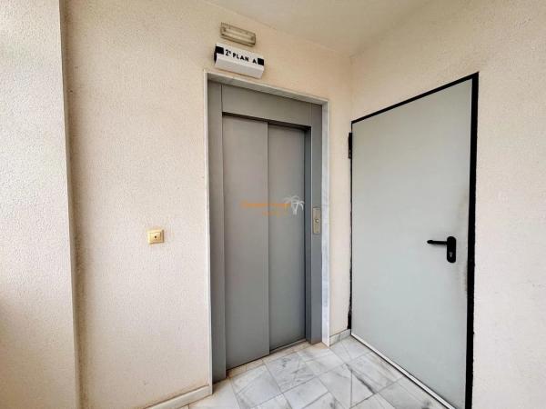 Piso en avenida del Puerto